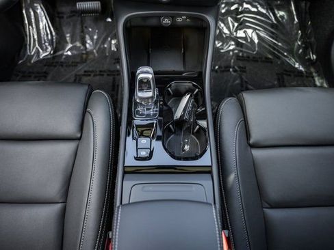 Used 2026 Volvo XC40 B5 Plus w/ Protection Package Premier image 28