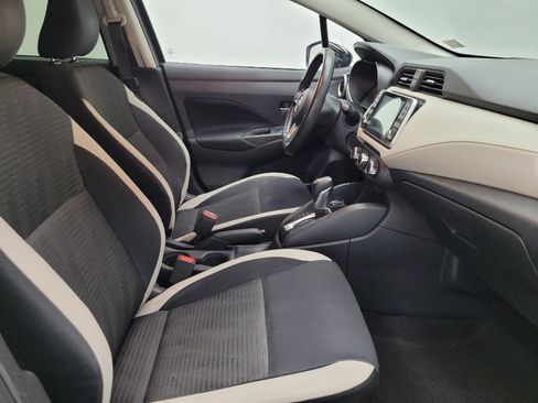 Used 2021 Nissan Versa SV FWD image 21