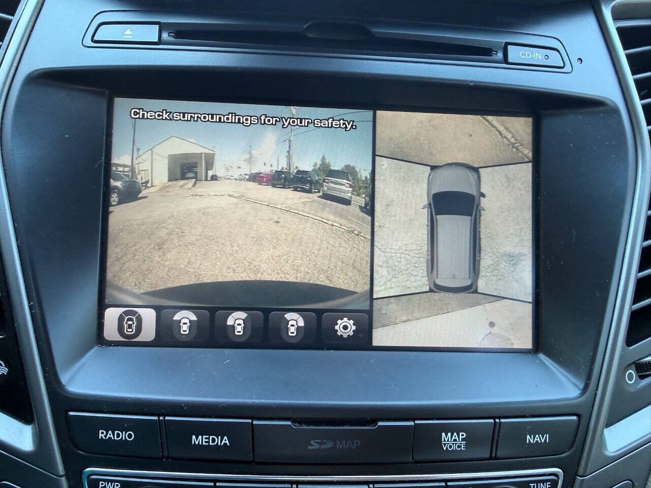 Used 2018 Hyundai Santa Fe AWD w/ SE Ultimate Tech Package 03 image 9