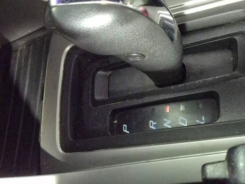 Used 2010 Ford Focus SES FWD image 19