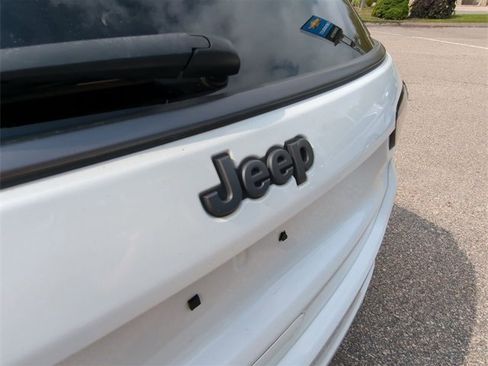 Used 2022 Jeep Compass High Altitude image 32