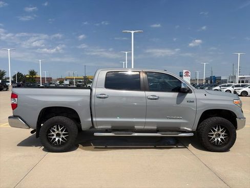 Used 2019 Toyota Tundra Limited AWD/4WD image 8