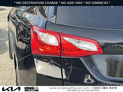 Used 2020 Chevrolet Equinox LT w/ Midnight Edition image 29