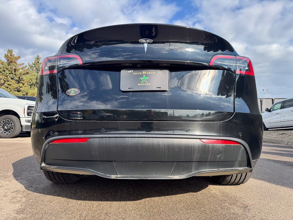 Used 2021 Tesla Model Y Long Range AWD/4WD image 10