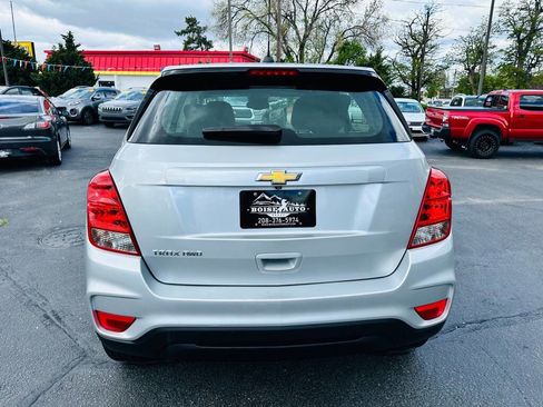 Used 2018 Chevrolet Trax LS AWD/4WD image 6