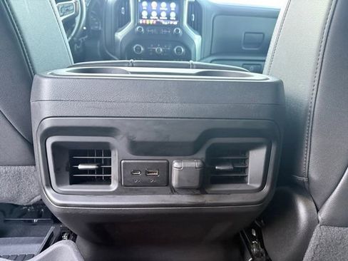 Used 2022 Chevrolet Silverado 1500 LT Trail Boss w/ LT Trail Boss Premium Package image 9