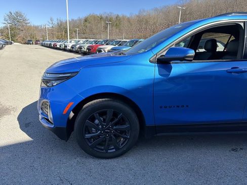 Used 2024 Chevrolet Equinox RS w/ RS Leather Package image 9