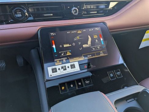 New 2026 INFINITI QX80 Autograph w/ Premium Cargo Package image 23