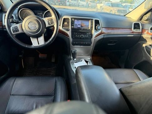 Used 2013 Jeep Grand Cherokee Limited w/ Trailer Tow Group IV AWD/4WD image 15