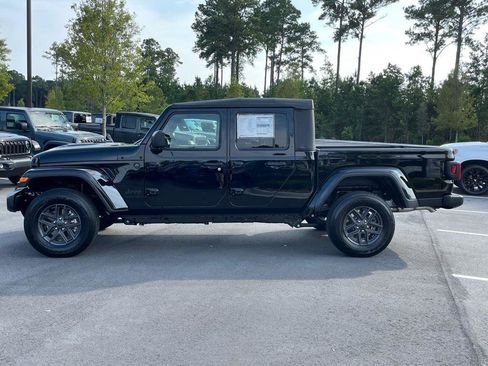 New 2025 Jeep Gladiator Sport image 36