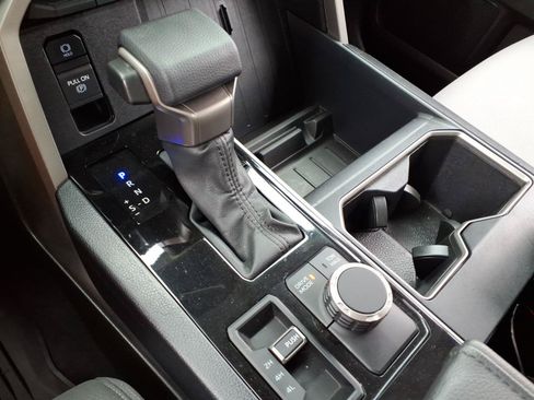 Used 2024 Toyota Tundra SR5 w/ SR5 Convenience Package AWD/4WD image 19