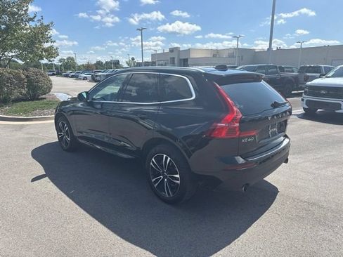 Used 2021 Volvo XC60 T5 Momentum w/ Advanced Package AWD/4WD image 4
