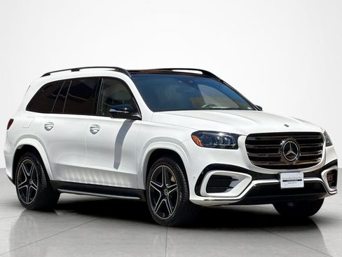 Used 2026 Mercedes-Benz GLS 450 4MATIC image 7