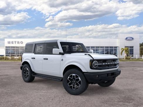New 2026 Ford Bronco Outer Banks AWD/4WD image 7