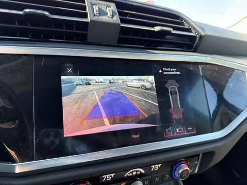 Used 2019 Audi Q3 2.0T Premium image 20