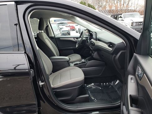 Certified 2021 Ford Escape SE image 18
