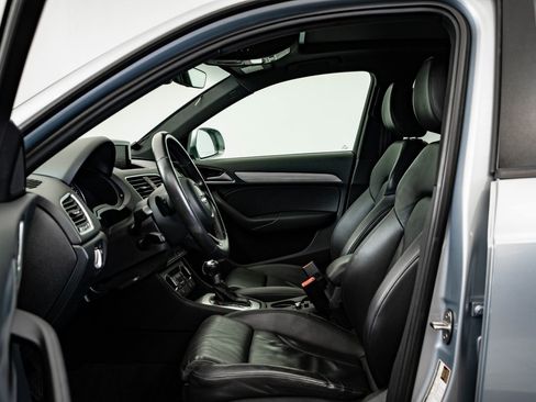 Used 2018 Audi Q3 2.0T Premium w/ Convenience Package image 23