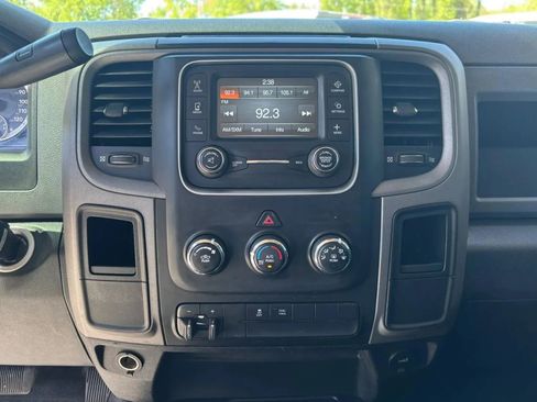 Used 2015 RAM 3500 Tradesman w/ Chrome Appearance Group image 18