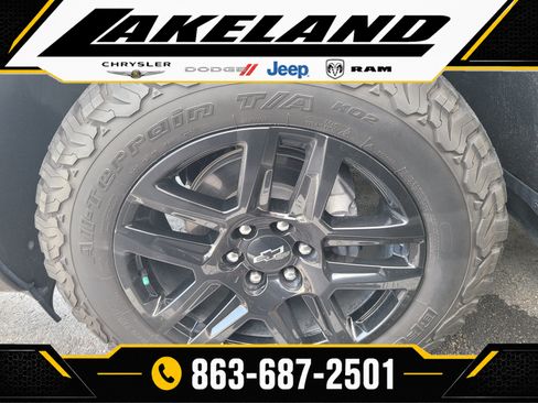 Used 2024 Chevrolet Silverado 1500 Custom AWD/4WD image 9