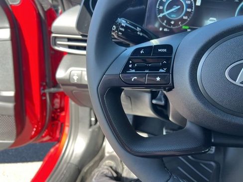 New 2025 Hyundai Elantra SEL image 16