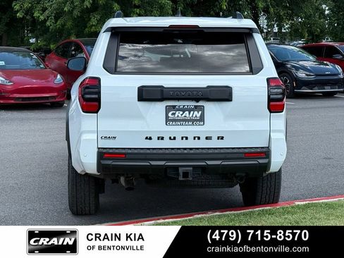 Used 2025 Toyota 4Runner TRD Off-Road AWD/4WD image 6
