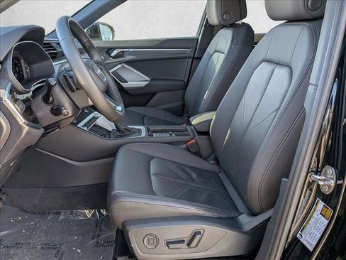 Certified 2025 Audi Q3 2.0T Premium Plus w/ Premium Plus Package image 18