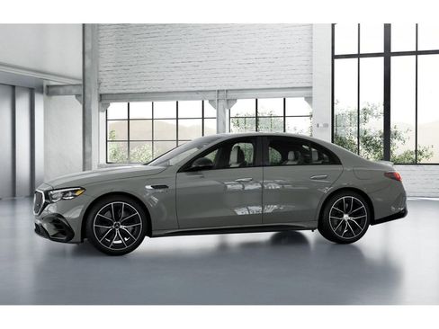 New 2026 Mercedes-Benz E 53 AMG e 4MATIC Sedan image 36