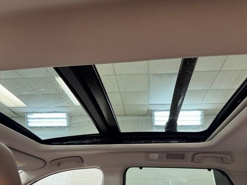 New 2026 Nissan Pathfinder Platinum image 17