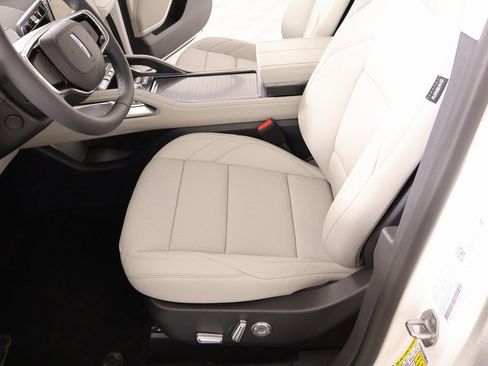 New 2026 Lincoln Nautilus Premier w/ Equipment Group 102A image 11