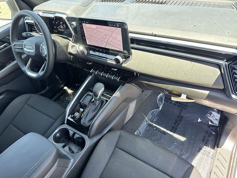New 2026 GMC Canyon Elevation w/ LPO, Black Badging Package RWD image 27