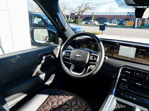 New 2026 Nissan Armada Platinum AWD/4WD image 12