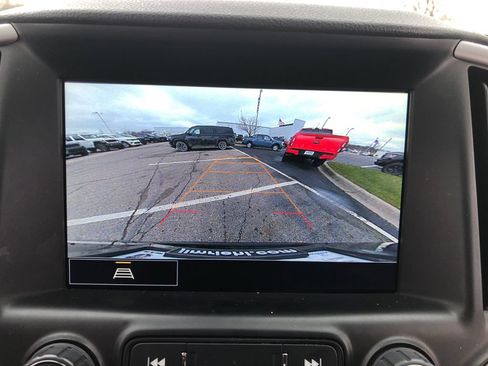 Used 2022 GMC Terrain AT4 AWD/4WD image 32