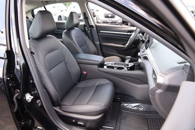 Certified 2025 Nissan Altima 2.5 SL FWD image 28