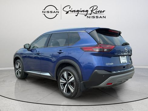 Used 2021 Nissan Rogue SL w/ Premium Package AWD/4WD image 5