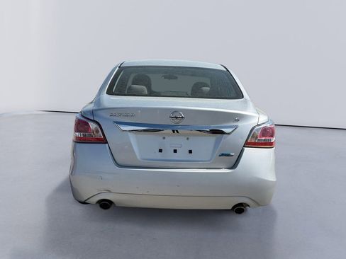 Used 2013 Nissan Altima 2.5 S image 4