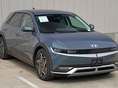 Used 2024 Hyundai Ioniq 5 SEL RWD image 51