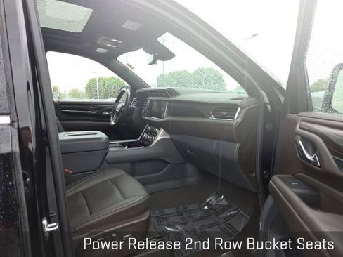 Used 2024 GMC Yukon XL Denali w/ Advanced Technology Package AWD/4WD image 56