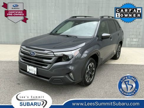 Certified 2025 Subaru Forester Premium AWD/4WD image 1