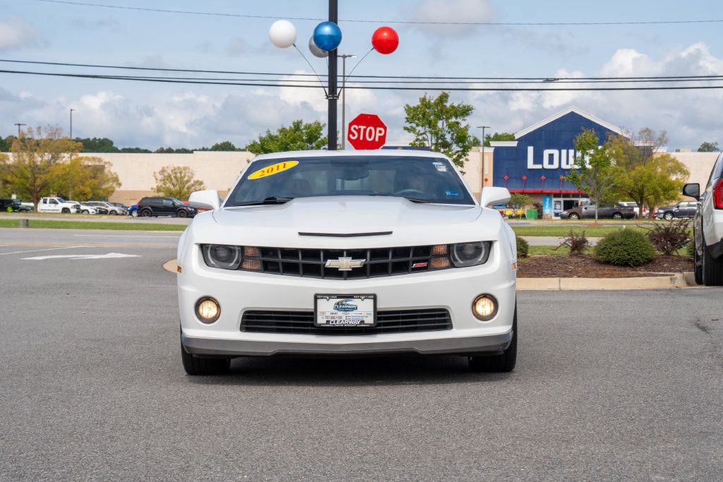 Used 2011 Chevrolet Camaro SS RWD image 2