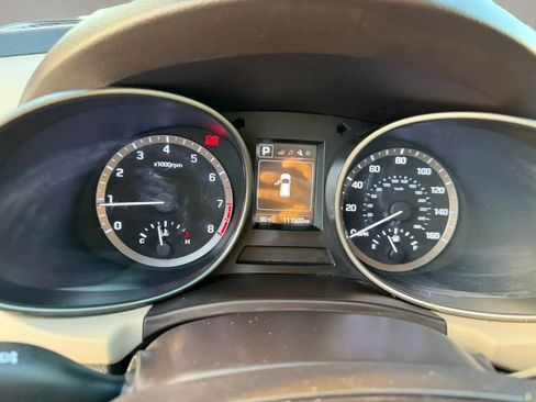 Used 2018 Hyundai Santa Fe SE FWD image 24