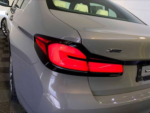 Used 2021 BMW 540i xDrive w/ Premium Package AWD/4WD image 30