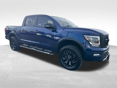 Used 2021 Nissan Titan PRO-4X w/ Pro-4x Convenience Package image 1
