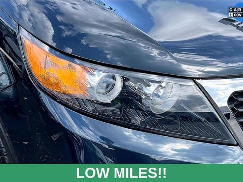 Used 2013 Kia Sorento LX FWD image 26