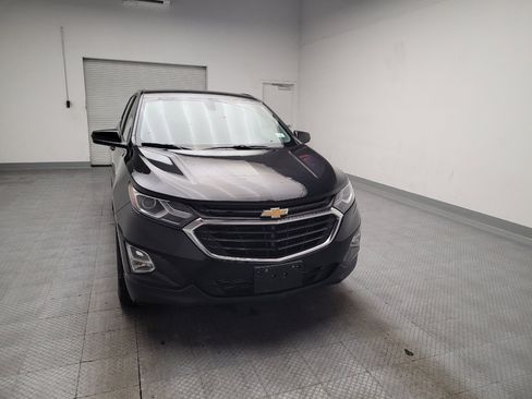 Used 2018 Chevrolet Equinox LT FWD image 14