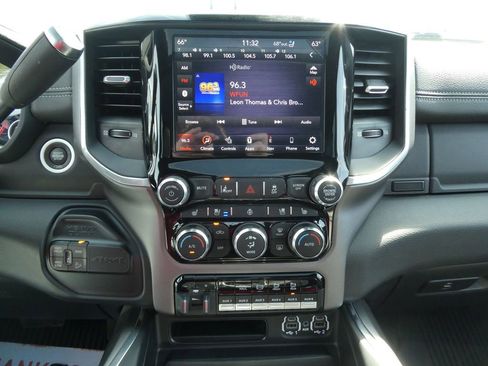 Used 2020 RAM 2500 Laramie AWD/4WD image 32