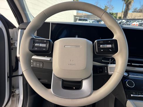 Used 2025 Hyundai Santa Fe SEL image 30