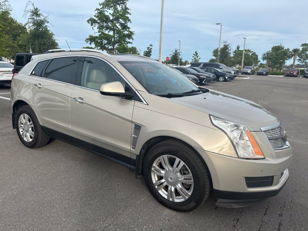 Used 2010 Cadillac SRX Luxury FWD image 5