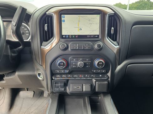 Used 2021 Chevrolet Silverado 1500 High Country w/ Technology Package AWD/4WD image 27