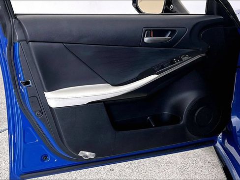 Used 2022 Lexus IS 350 F Sport RWD image 23