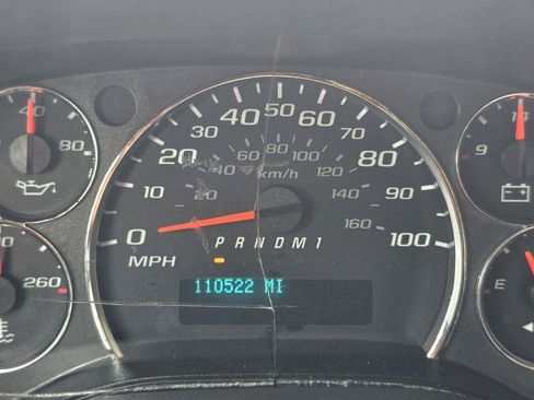 Used 2016 Chevrolet Express 3500 RWD image 16